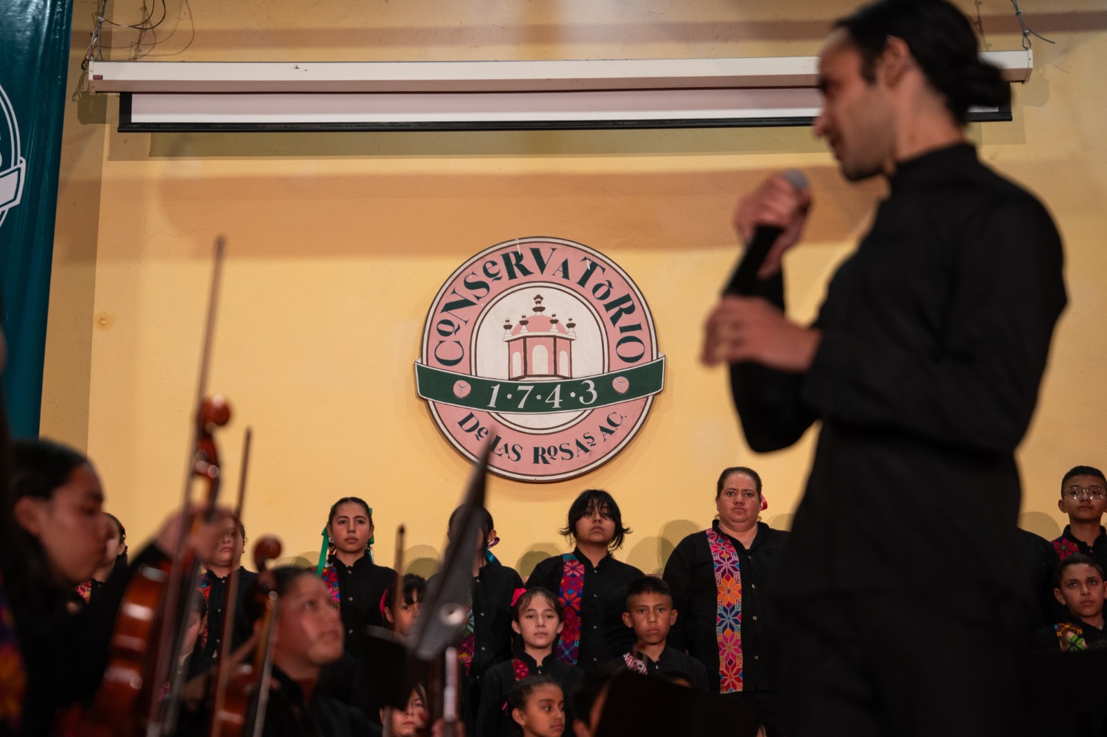 Orquesta y Coros